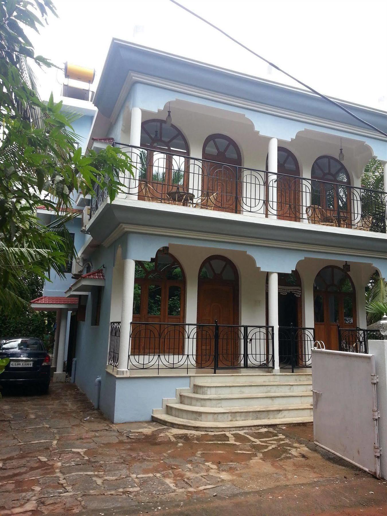 Oyo 4247 Pande Residency 3*